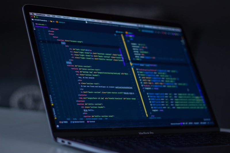 MoonManager v4 — Architecture apps vs packages
